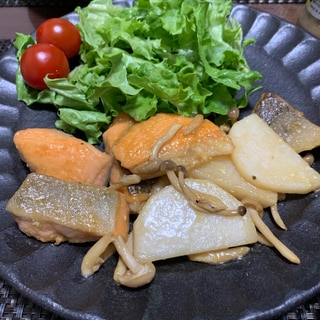 鮭と山芋の醤油マヨ炒め☆